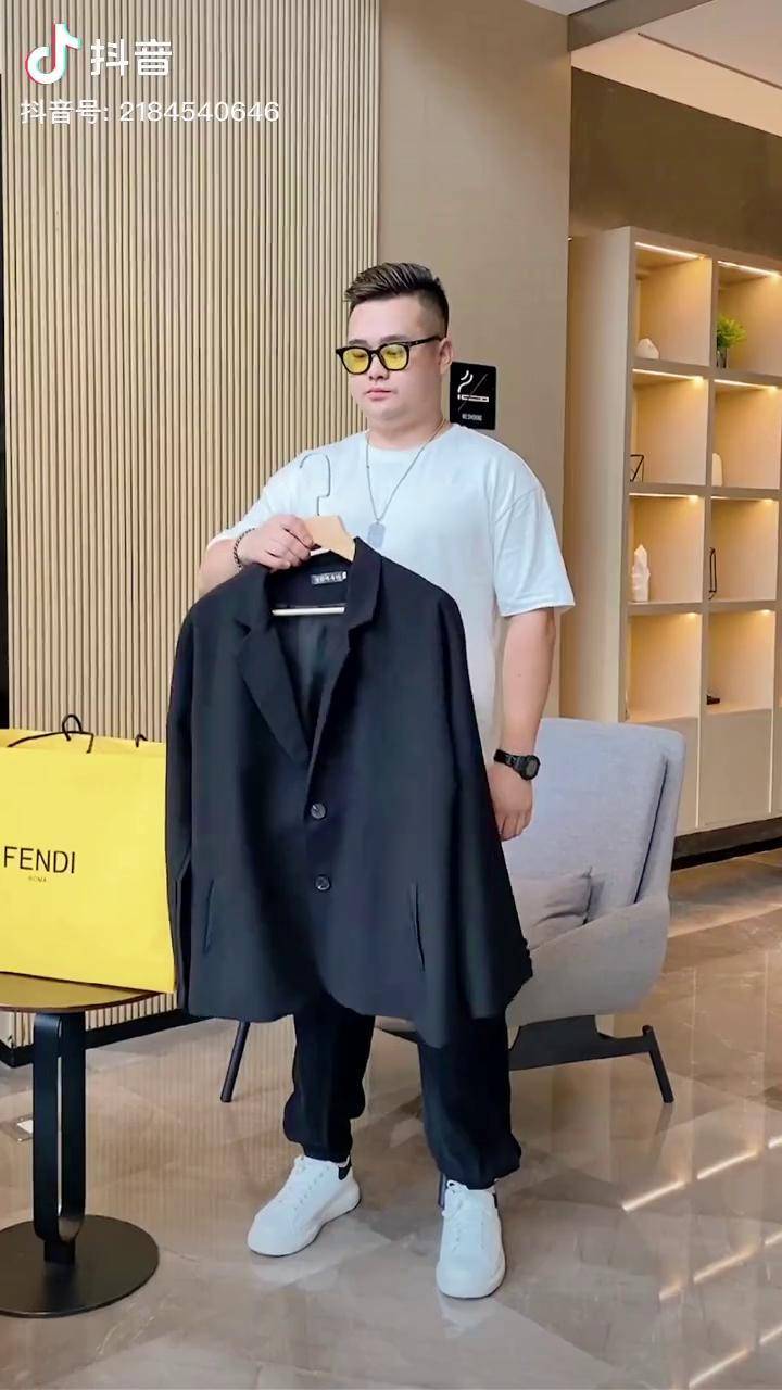 体重200斤这样穿空姐倒追你西装控微胖穿搭