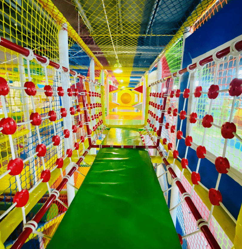 武汉维佳童话镇￥88亲子3小时畅玩武汉维佳童话镇徐东店加勒比海盗船