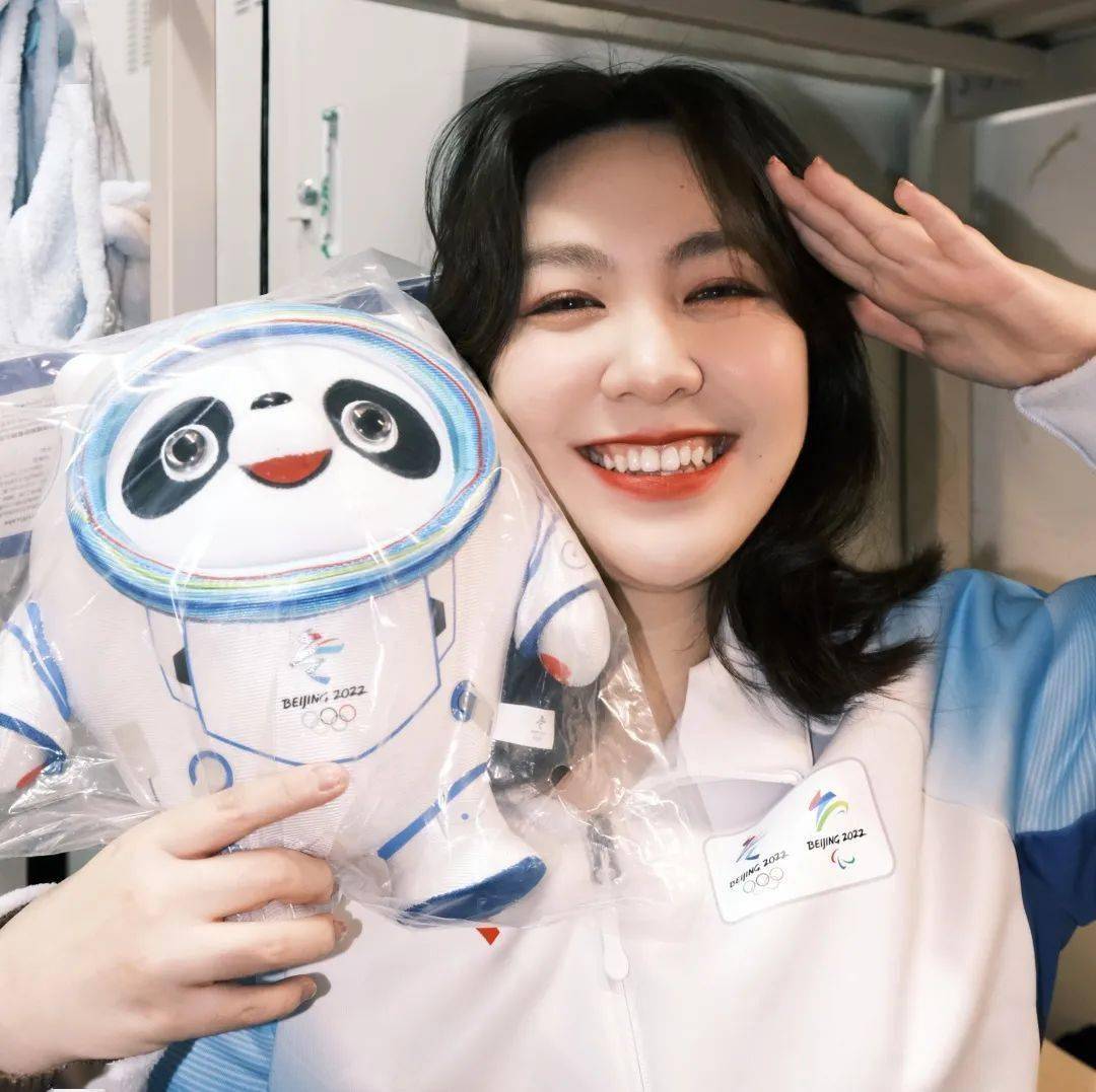 正青春师院雪花青春日志十六穆涵迎接冰雪之约奔赴美好未来