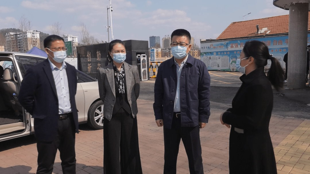 丁德贵深入县城区部分学校进行调研_教育_教学_通化