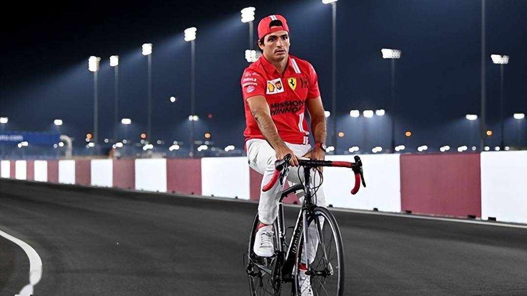 赛车手的脖子为什么这么粗