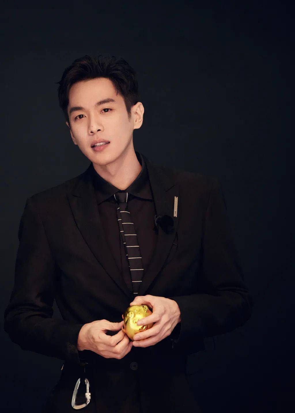 榜妹热线热巴戏份少张若昀救场胡一天综艺张小斐新电影段奥娟再出国