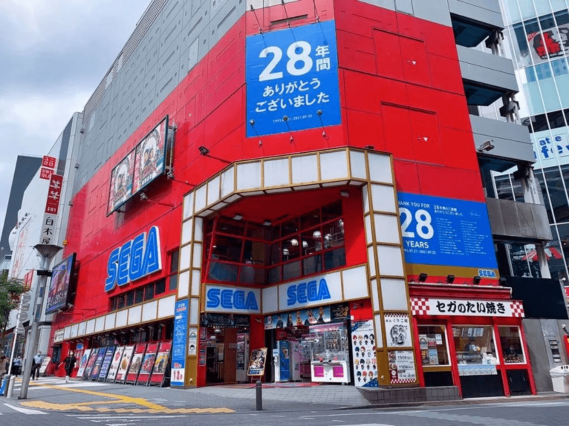 池袋oioi丸井百货,至今拥有超过44年历史,里面有许多潮流品牌,是当地