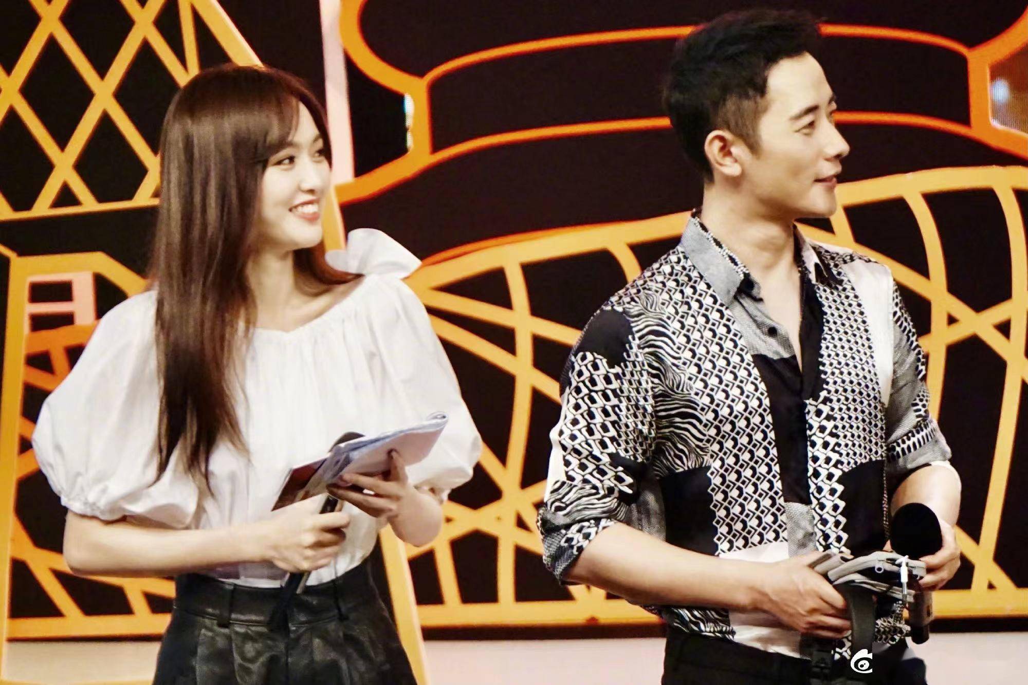 罗晋唐嫣李荣浩杨丞琳等多对夫妻驰援上海 低调的就连粉丝都不知道 夫妇 疫情 明星