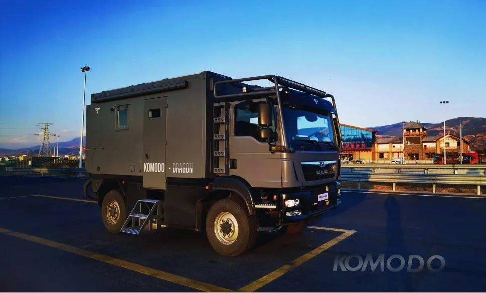 陆地新贵科摩多龙德国曼4x4越野房车强势来袭