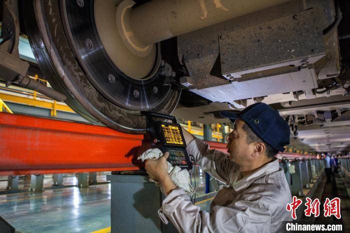 安徽马钢高铁车轮国产化取得关键性进展_许然 _轮轴_动车组