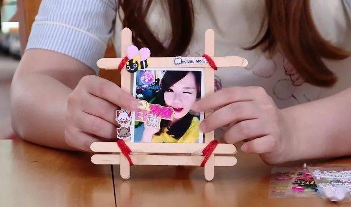 吃剩下的雪糕棍千万别扔做成相框美到夺目