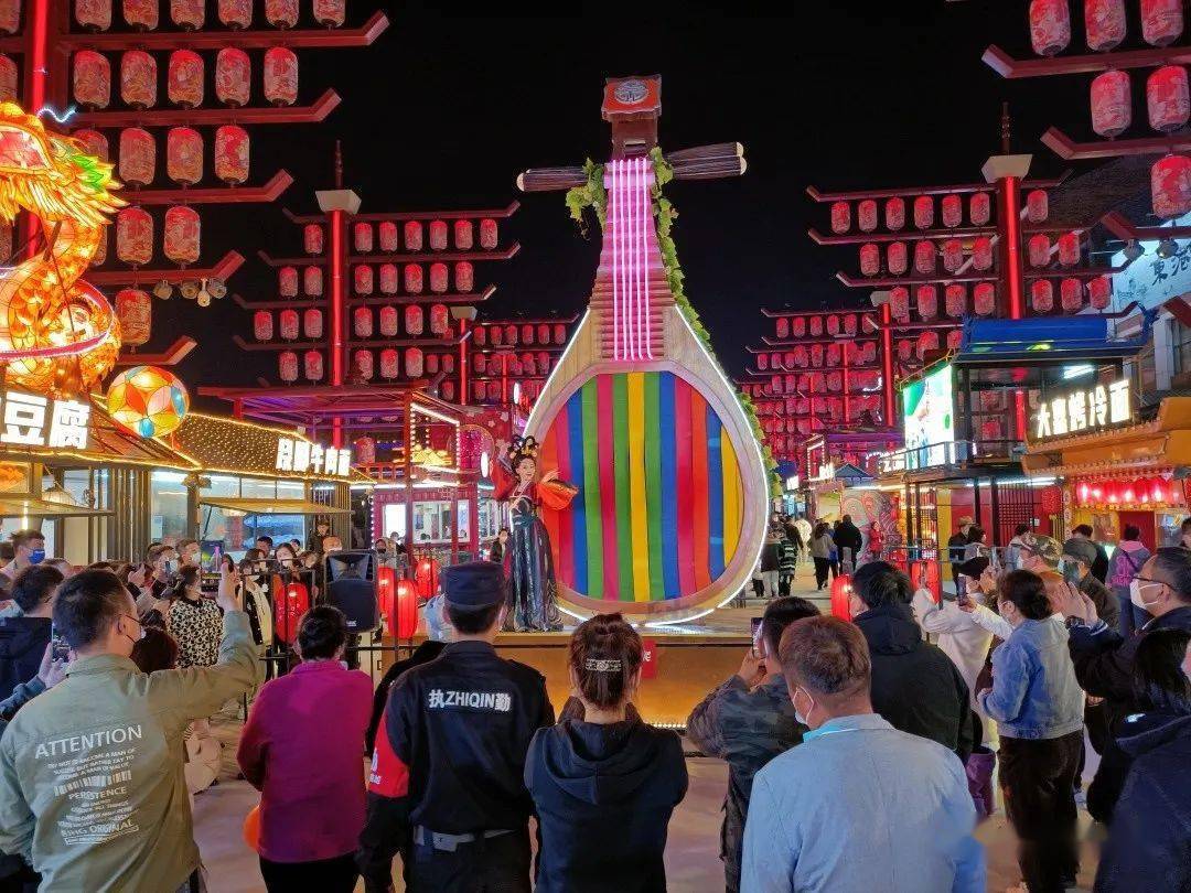 疫情之下开业当天入园超5万人不夜城升级20版本