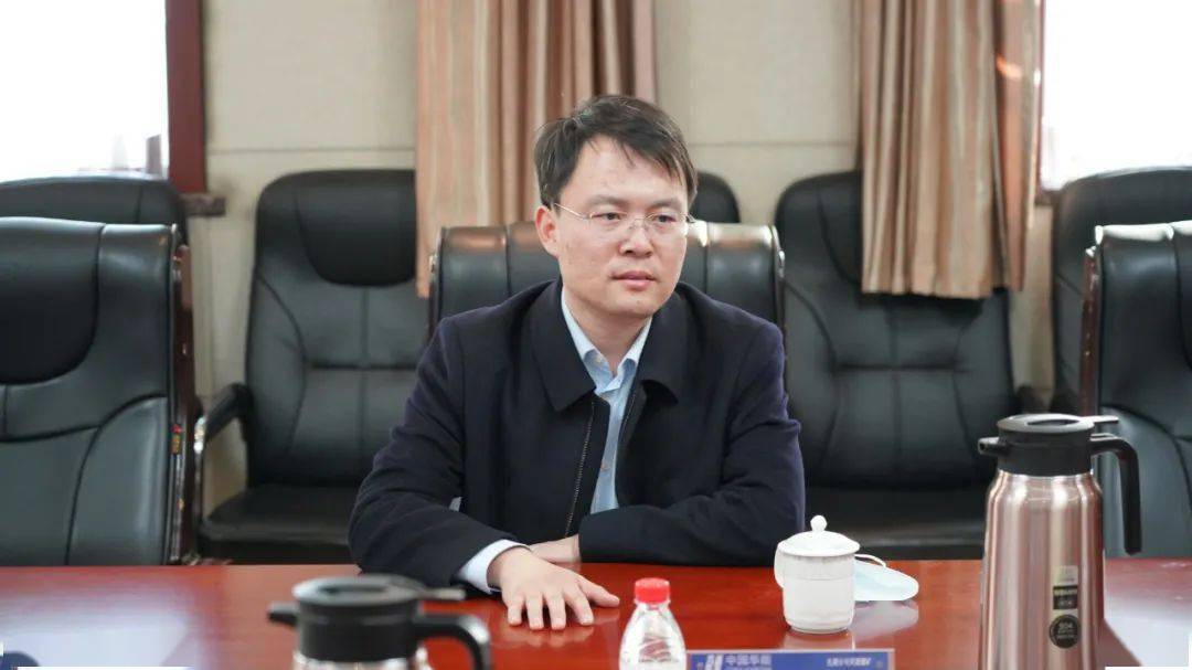 崔义强调,要时刻紧绷疫情防控这根弦,严格落实地方政