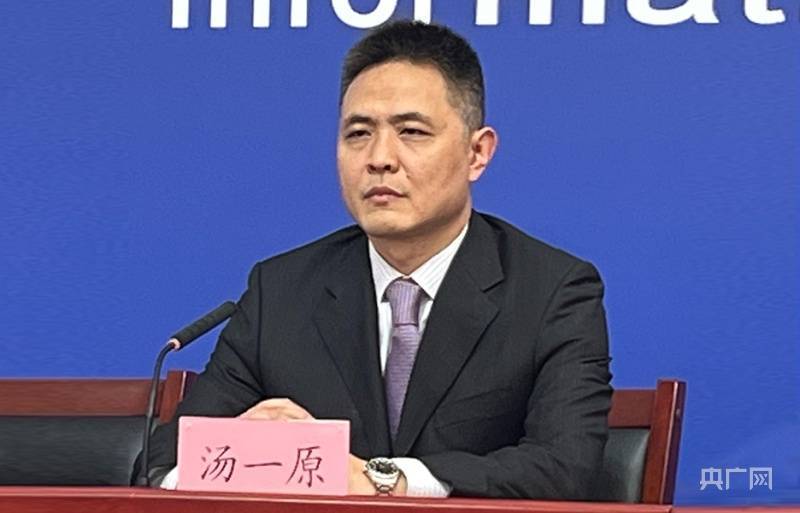 汤一原介绍通州区新增8例确诊病例详情(央广网记者 王进文 摄)病例1:4