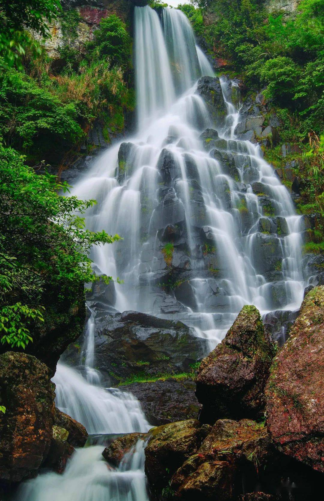 看,你愛的美景,美食,蒙山都有!_青山_碧水_朋友