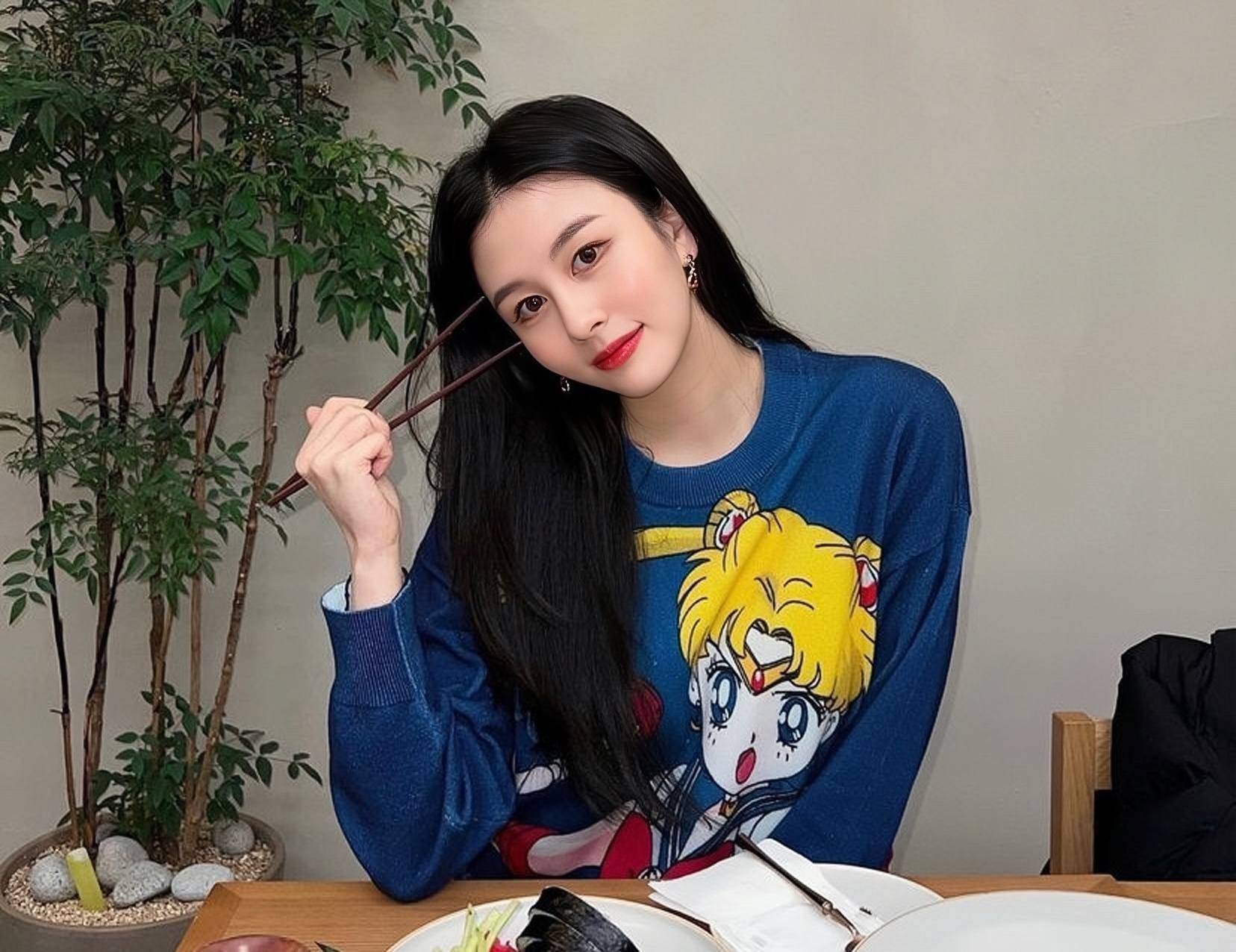 原创邱淑贞女儿被曝将在韩国出道宣布改名ayla长相甜美身材丰满