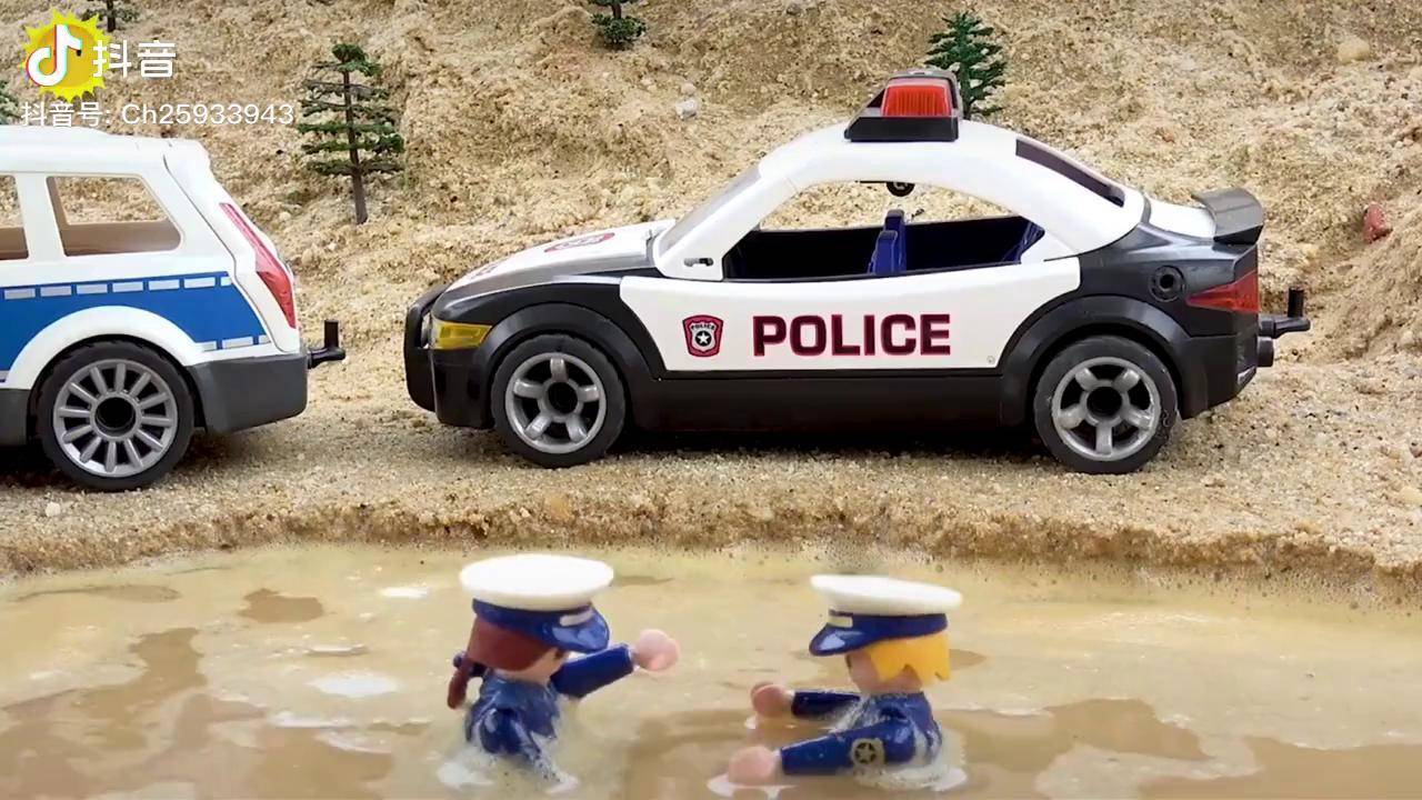 警车换轮胎逃犯陷在入泥潭儿童启蒙动画工程车玩具益智玩具亲子教育