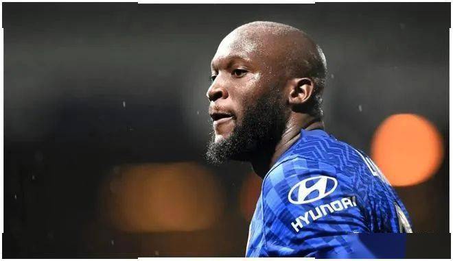 卢卡库进入转会市场