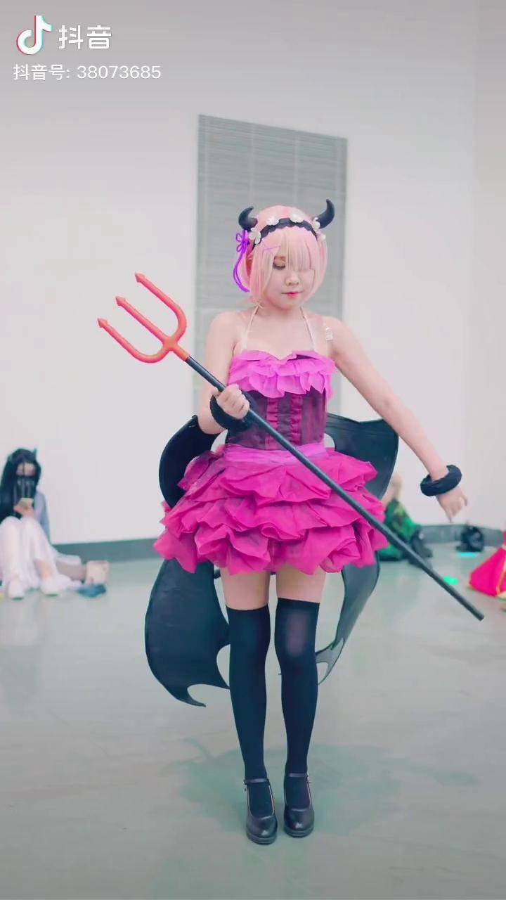 漫展cosplaycos拉姆雷姆二次元少女