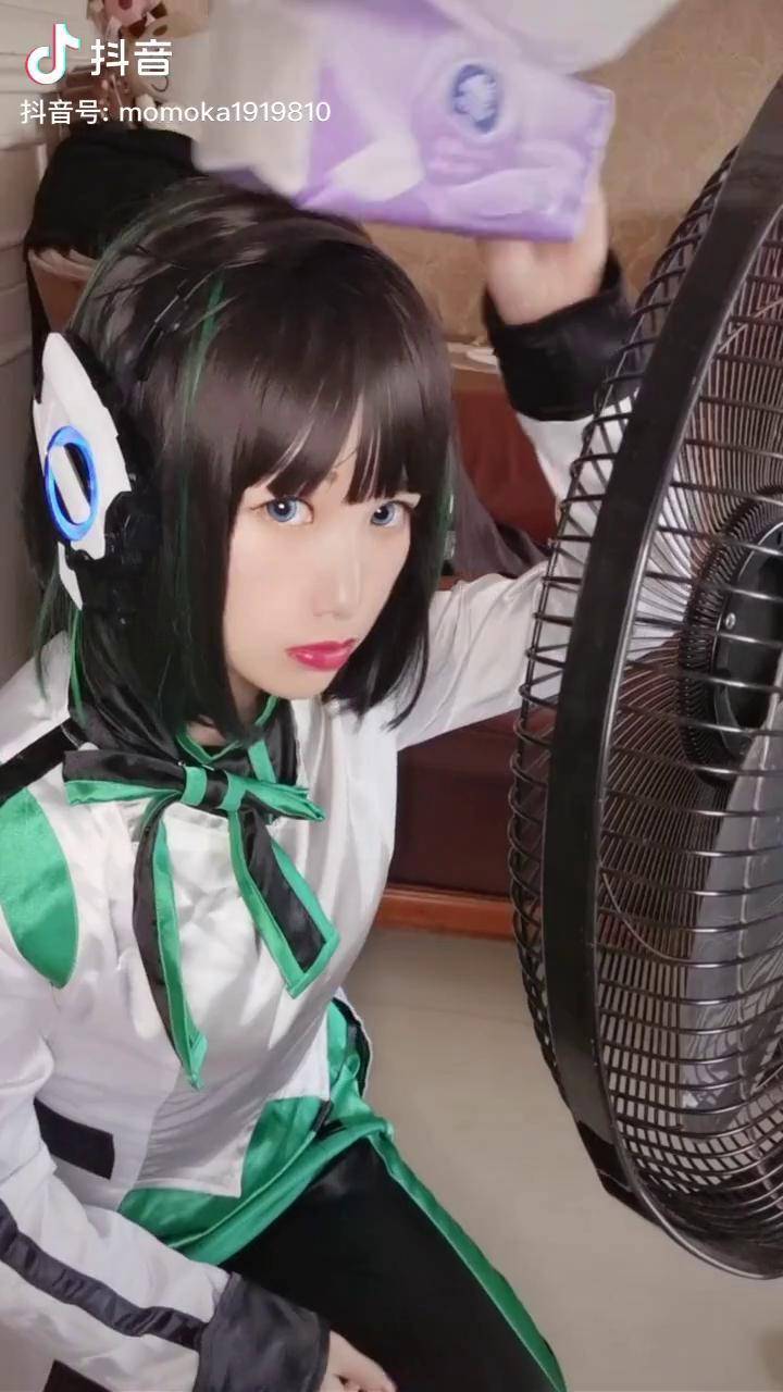 特摄假面骑士假面骑士01伊兹cos因为天气太热我的修玛吉亚做出这种事