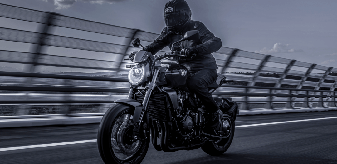 黑色大黄蜂本田cb1000rblackedition发售