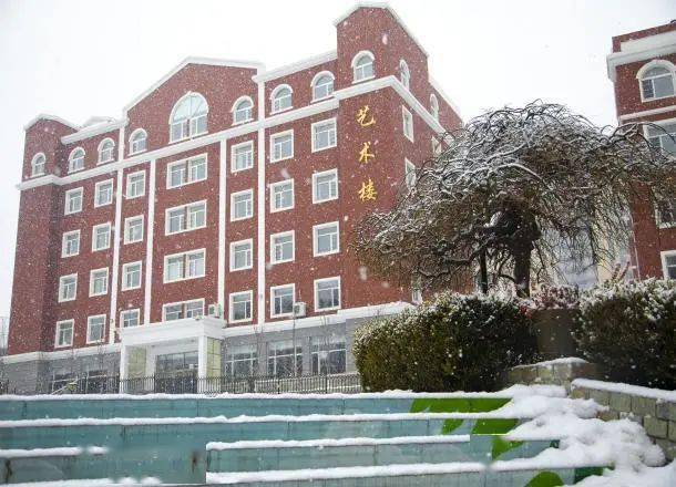 2022全景看高中育明高中育大智肩负大任明大德胸怀大爱