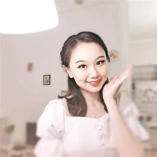 22岁谭清怡挑大梁