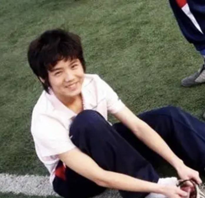 31岁鹿晗更新回高中vlog董子健这样形容他不愧是风云人物高中校草