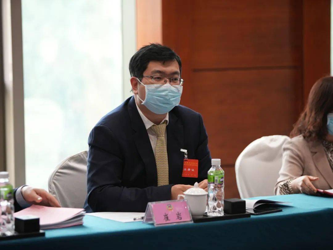 【委员风采】市政协常委崔岩荣获第二十四届"广东青年五四奖章"_中德