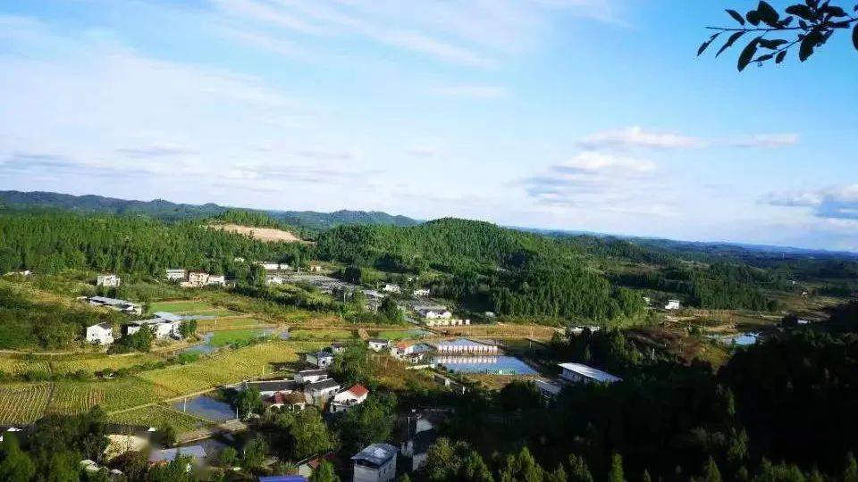 点赞常乐镇拱市村获得四川省生态文明教育基地称号