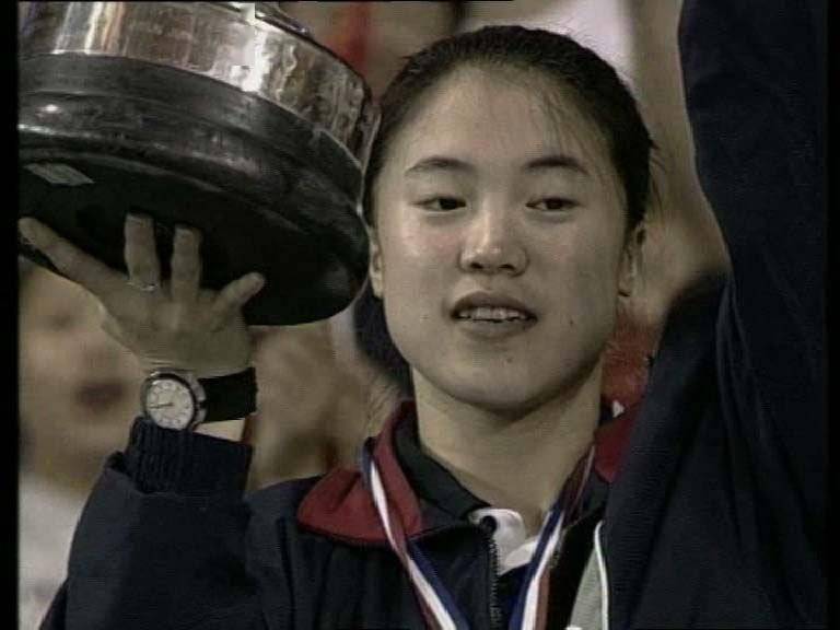 女乒30年系列12邓亚萍时代结束张怡宁一鸣惊人