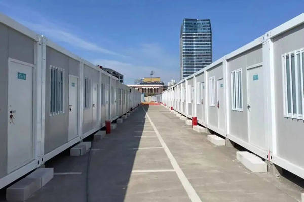 占地64万平方米徐汇这处2400多个床位的集中隔离点正式交付