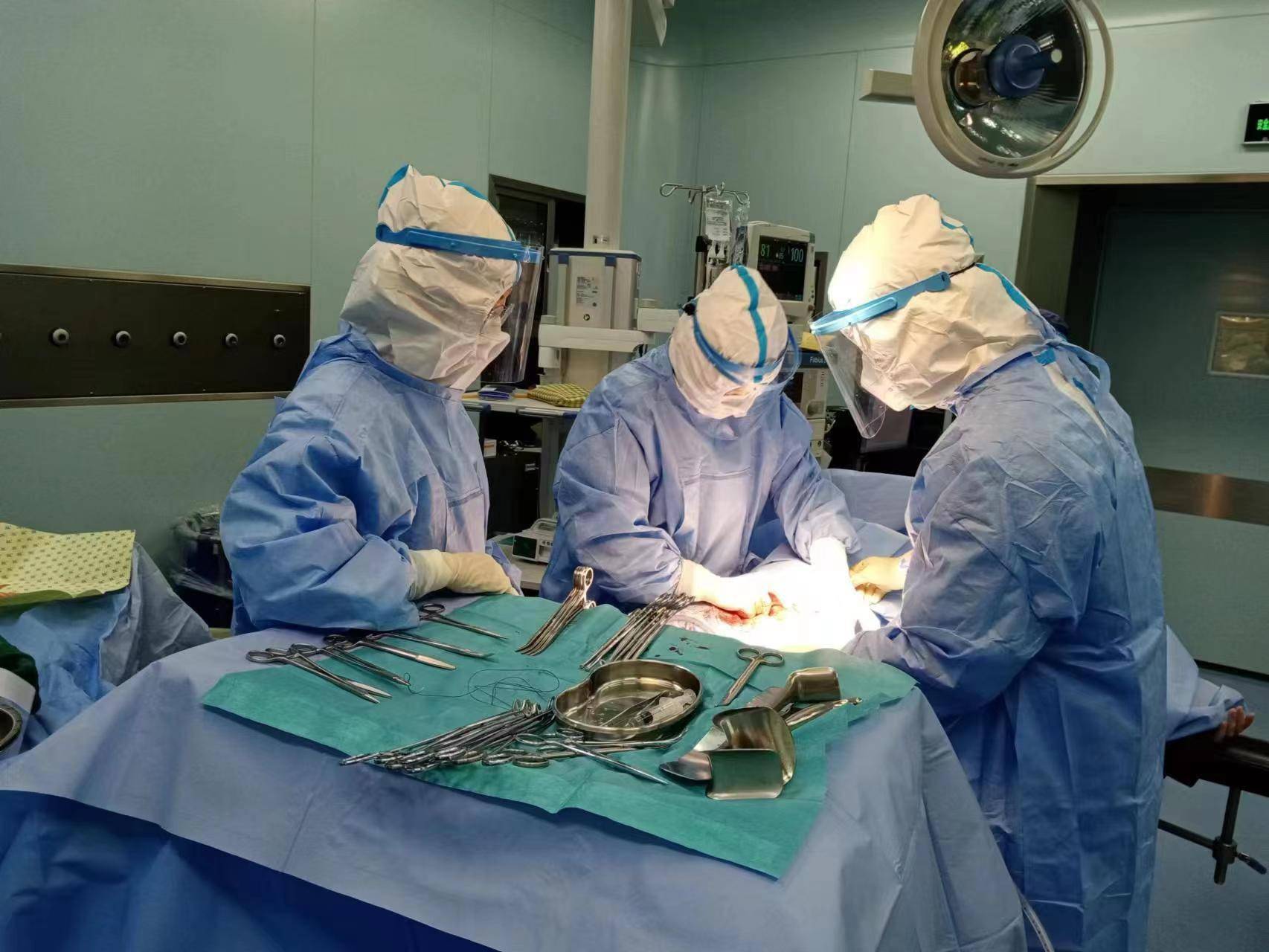 产妇重度子痫前期合并心衰,一妇婴成功抢救母子平安_晓晓_舒群_医生