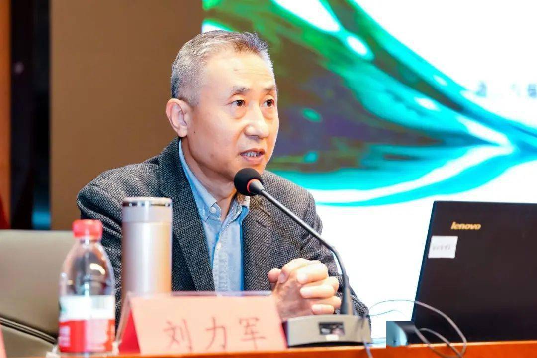 有声阅读委员会高校部理事,浙江传媒学院教学督导组组长刘力军教授,为