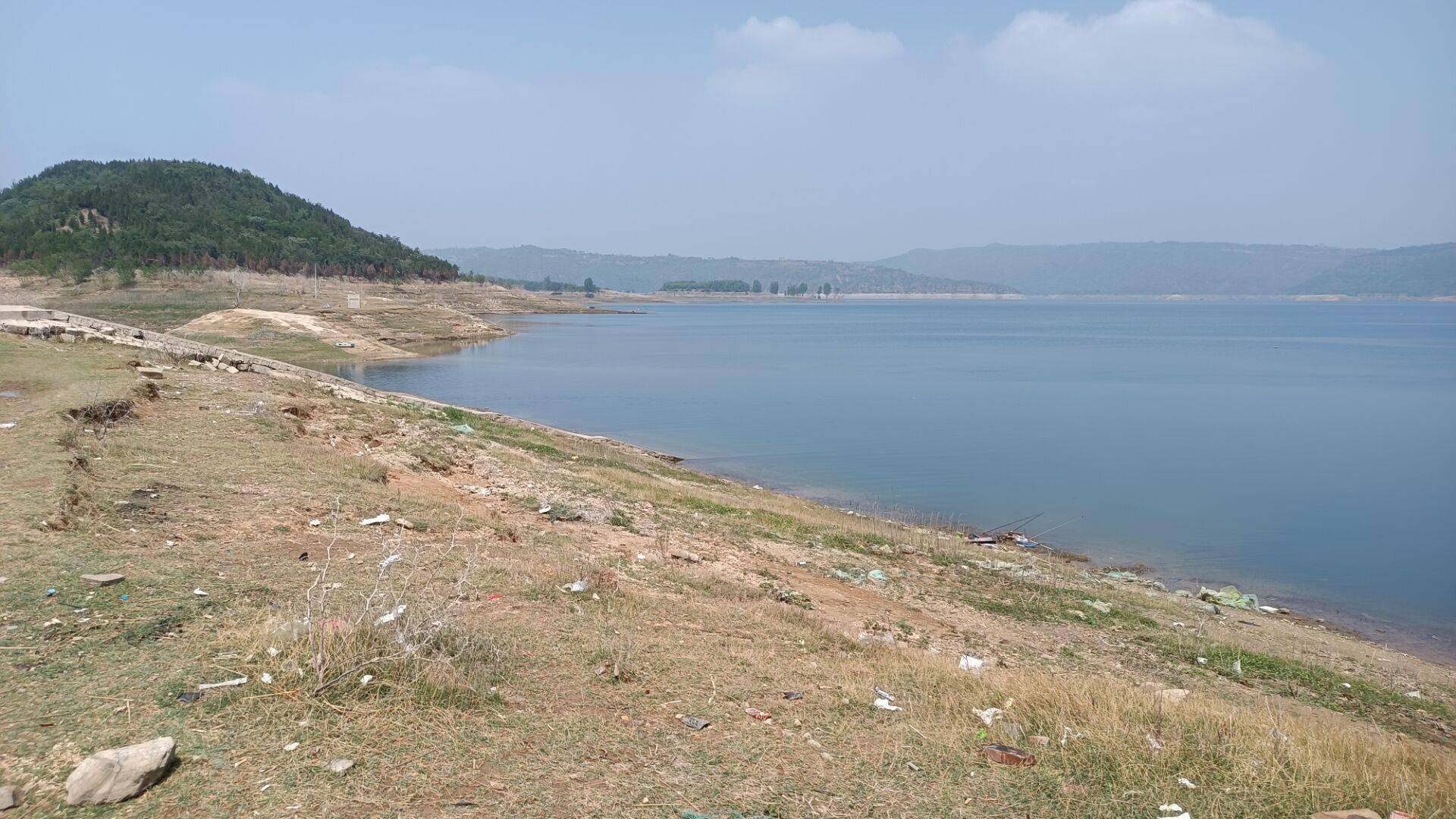 五一節後黃河小浪底水庫釣魚鷹嘴山大水面連桿鯽魚鯉魚爆護