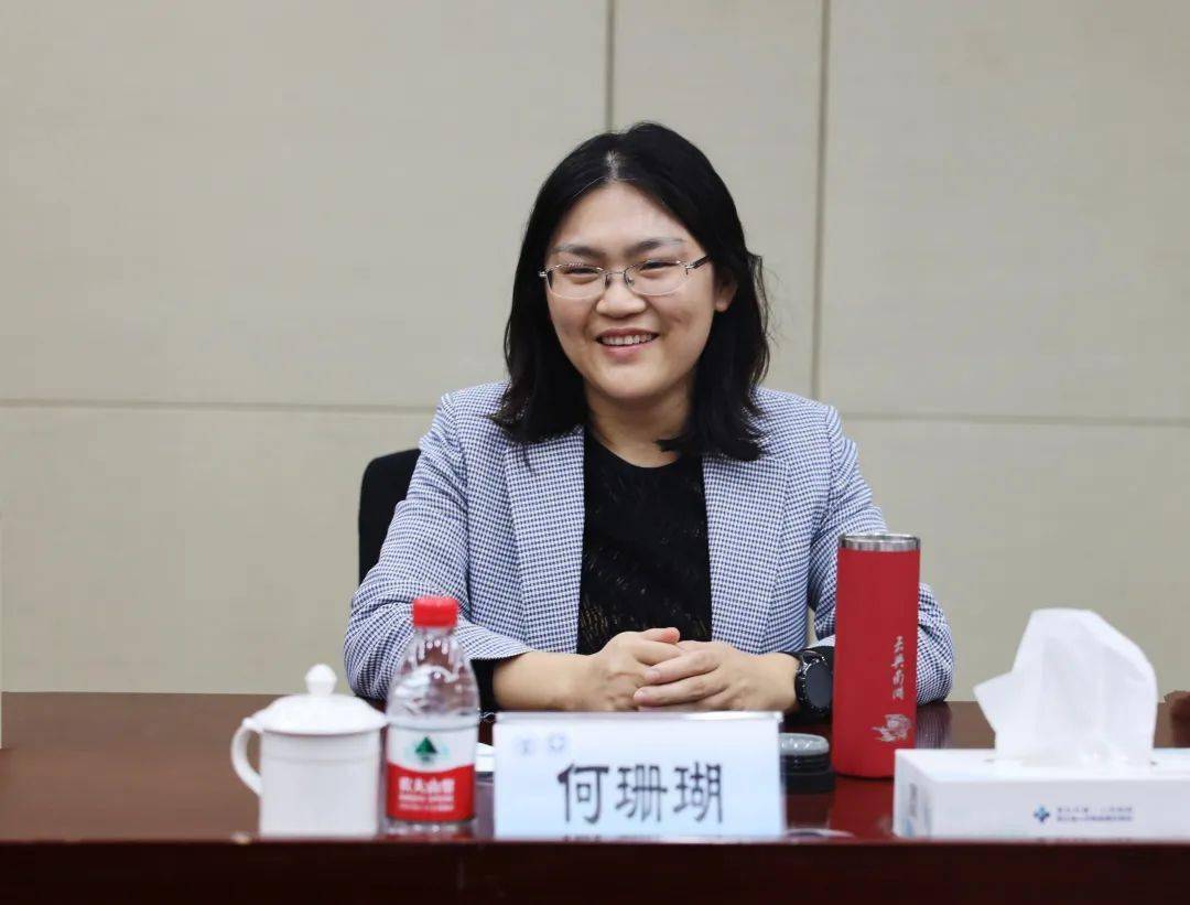 何珊瑚副市长慰问桐乡一院医疗集团护理员工_卫健_工作_疫情