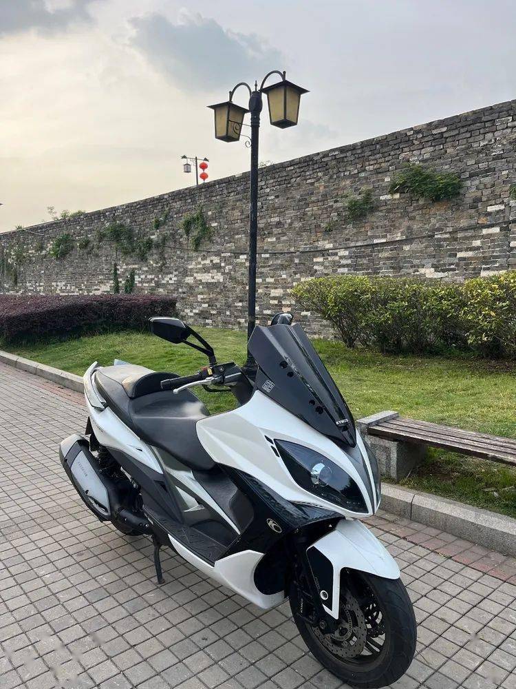 转让2015年大贸光阳400赛艇