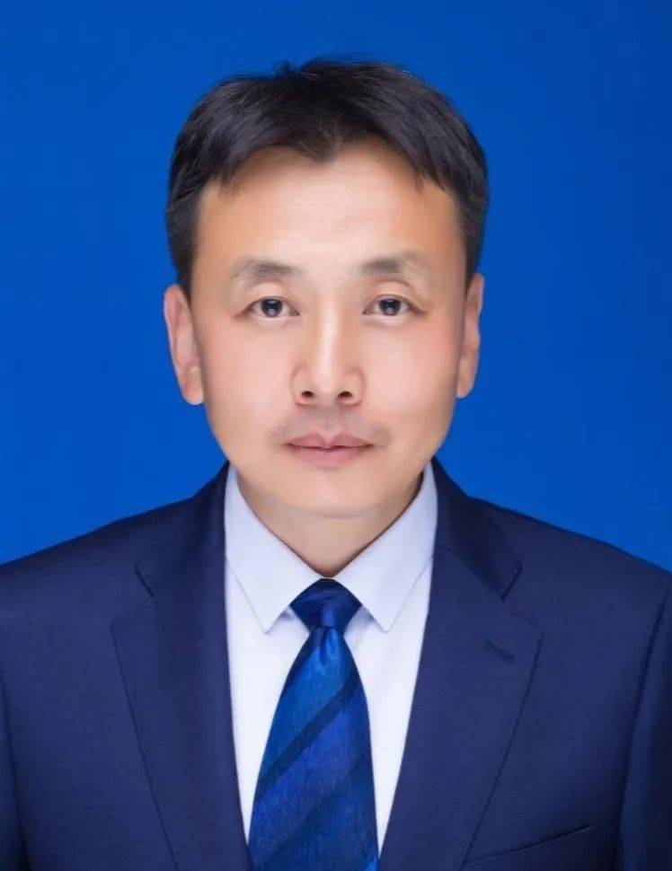 曾在山西省化工厂大同市国土局工作山西人祁玉龙任西安航空学院院长