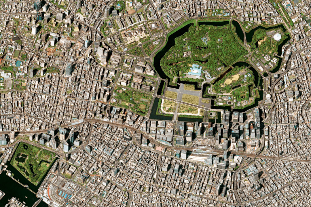 《城市:人类这样聚集于大地》_普里皮亚季_图像_卫星