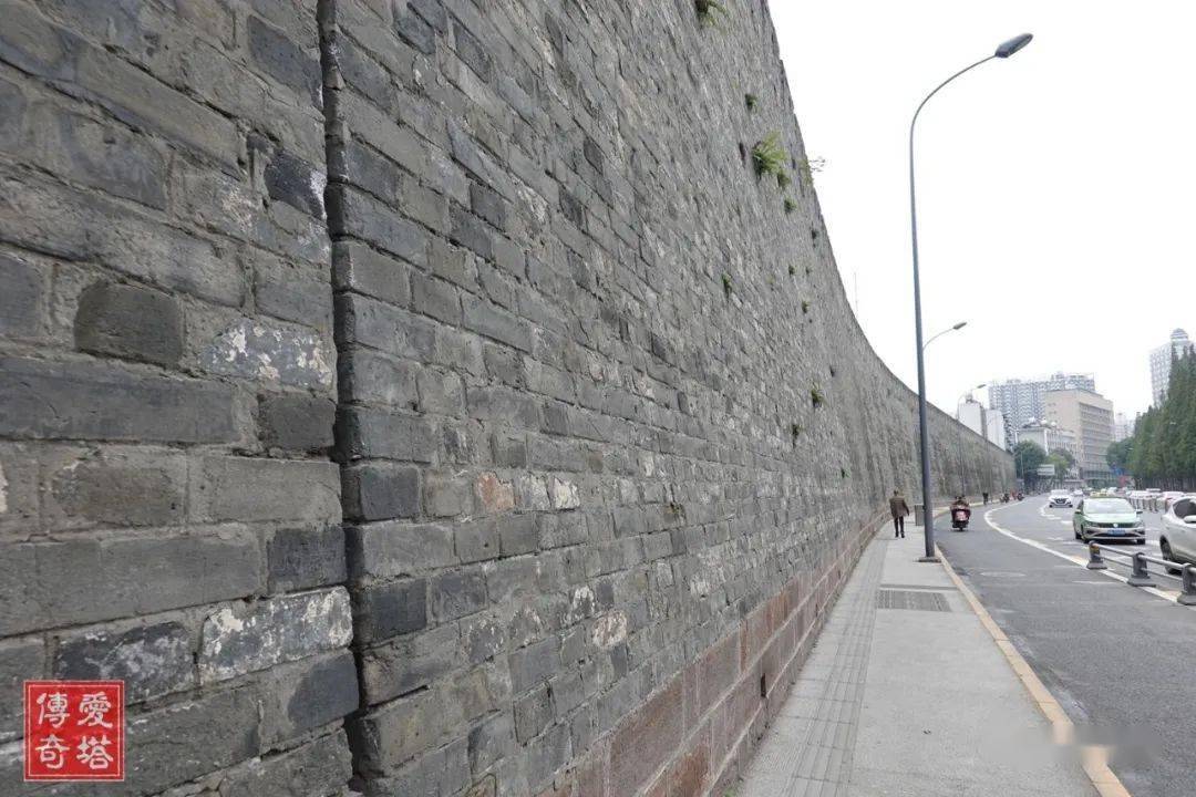 2020年秋史迹旅行十九成都羊子山遗址唐城墙石门石刻
