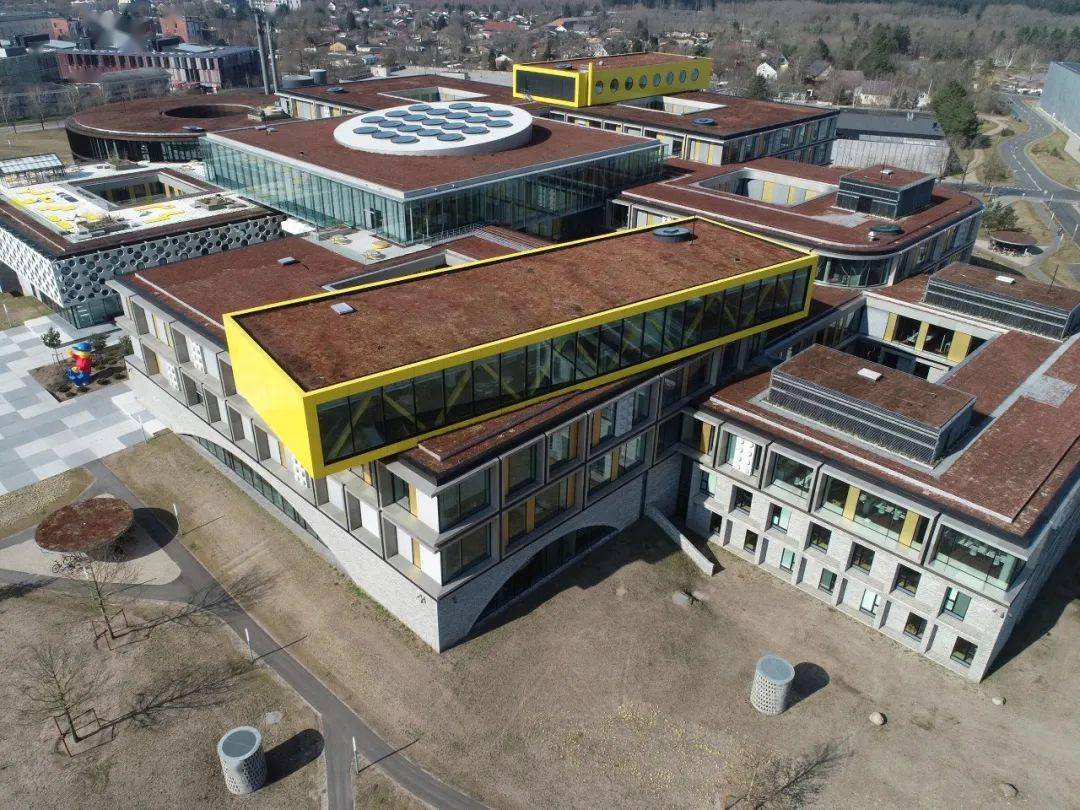 乐高丹麦新总部公开超大版乐高积木堆叠而成的大楼