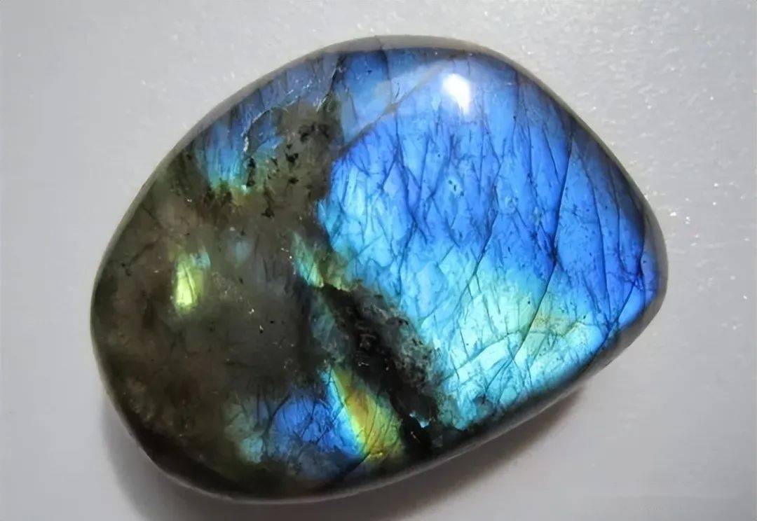 �����ڱ�ʯ���ϵ���Щ�����¡�