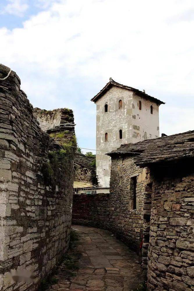 畅游安顺趣游季 | 5.19中国旅游日,到安顺来一场"喀斯特生态屯堡文化