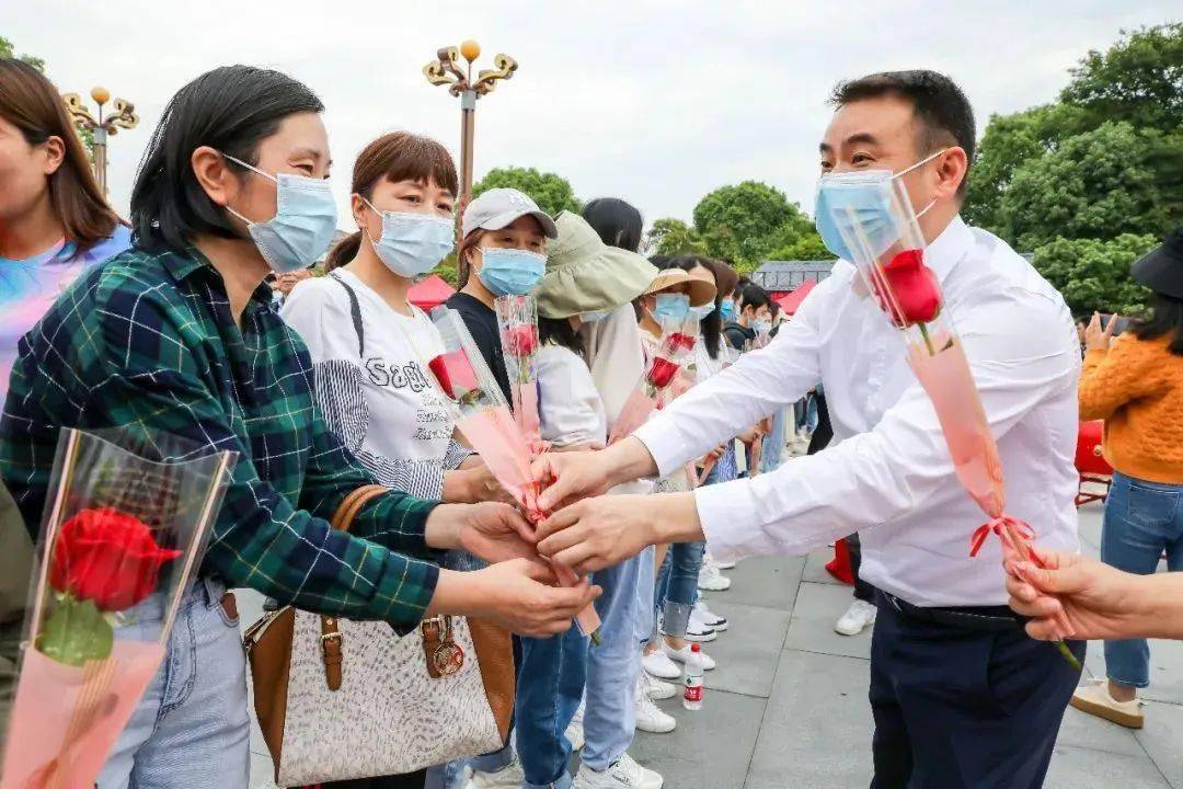 鼓舞飛揚舞蹈演繹青萍劍舞太極太上道茶-茶藝表演古越水街喜迎