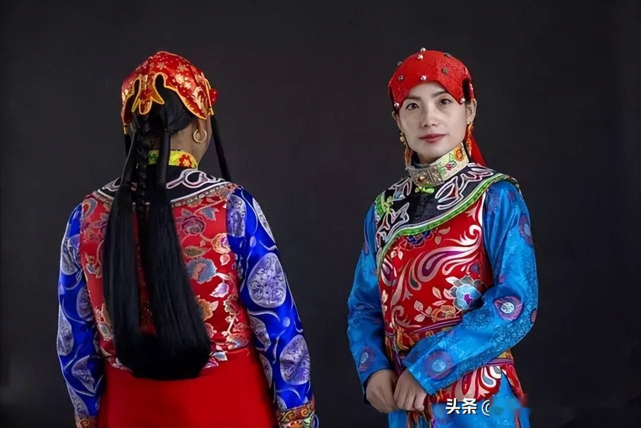甘南卓尼三格毛藏区服饰活化石