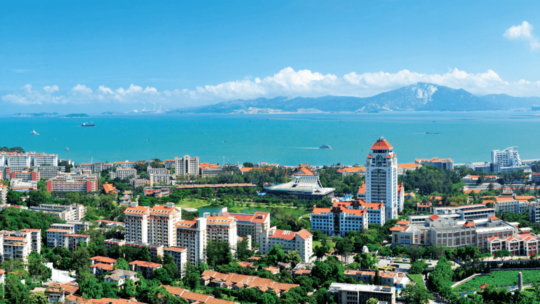 盘点中国最美大学!衔山含湖,面朝大海,樱花烂漫,异国情调..._建筑_校
