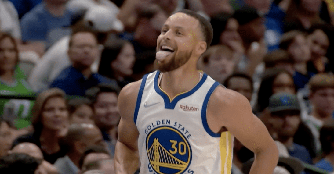 西决之王27 9 4 库里吐舌卖萌疯狂起舞 出手三分立即转身庆祝_维金斯