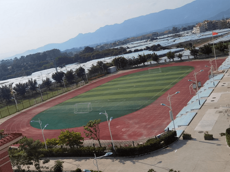 校园环境优美主题文化凸显厦门市新圩学校校园环境简介