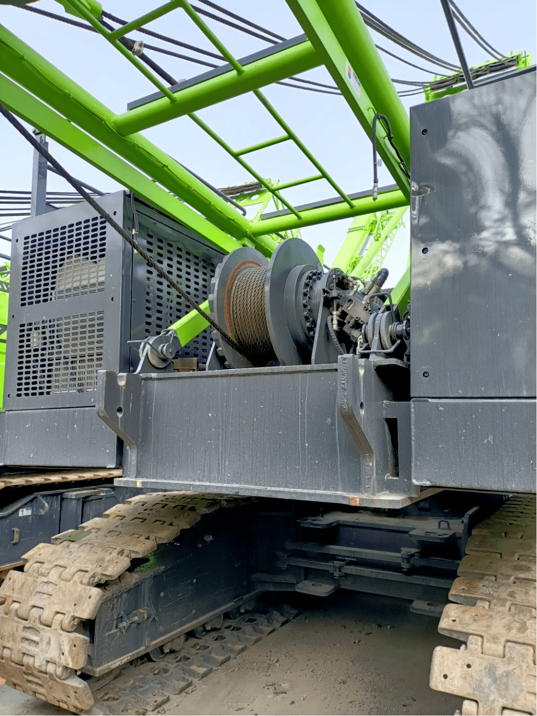 zcc750v履带起重机(潍柴发动机不带自由落钩) 43米主臂 55t,9t吊钩(以