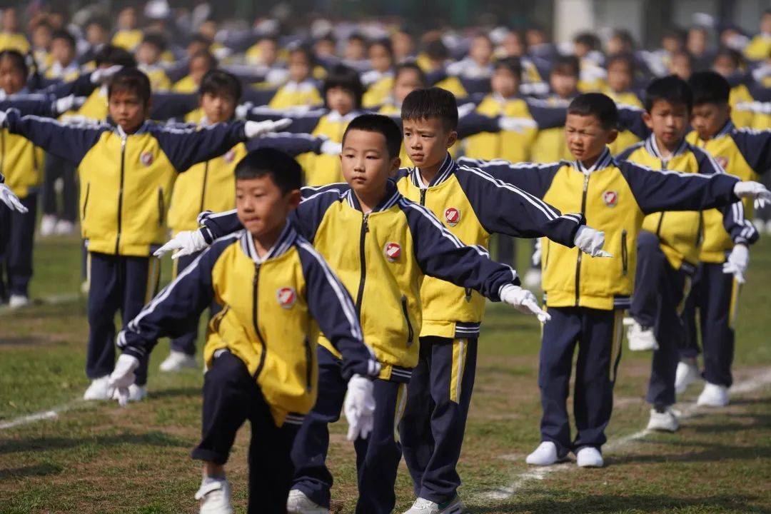 超越自我 精彩无限——记义乌市实验小学2022年春季田径运动会