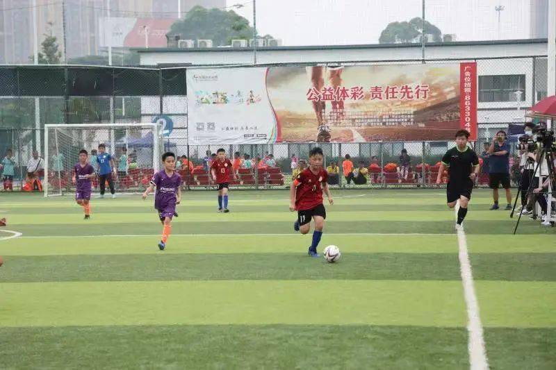 绿欣夺冠,旗小居亚!里水足球小将横扫南海区学生足球联赛!