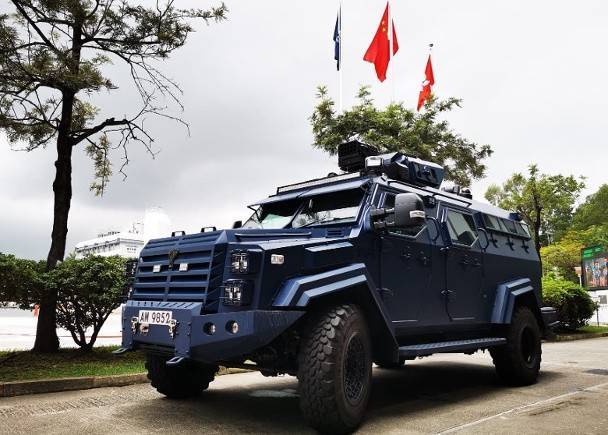 港媒港警购入内地剑齿虎装甲车预计下月投入使用