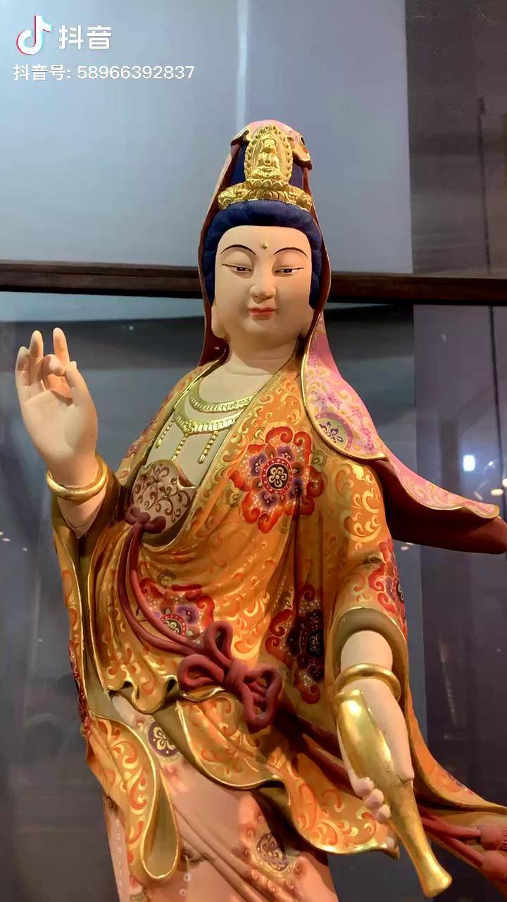 鳌鱼观音观音菩萨香樟木雕刻彩绘鳌鱼观音香樟木雕观音菩萨木雕观音