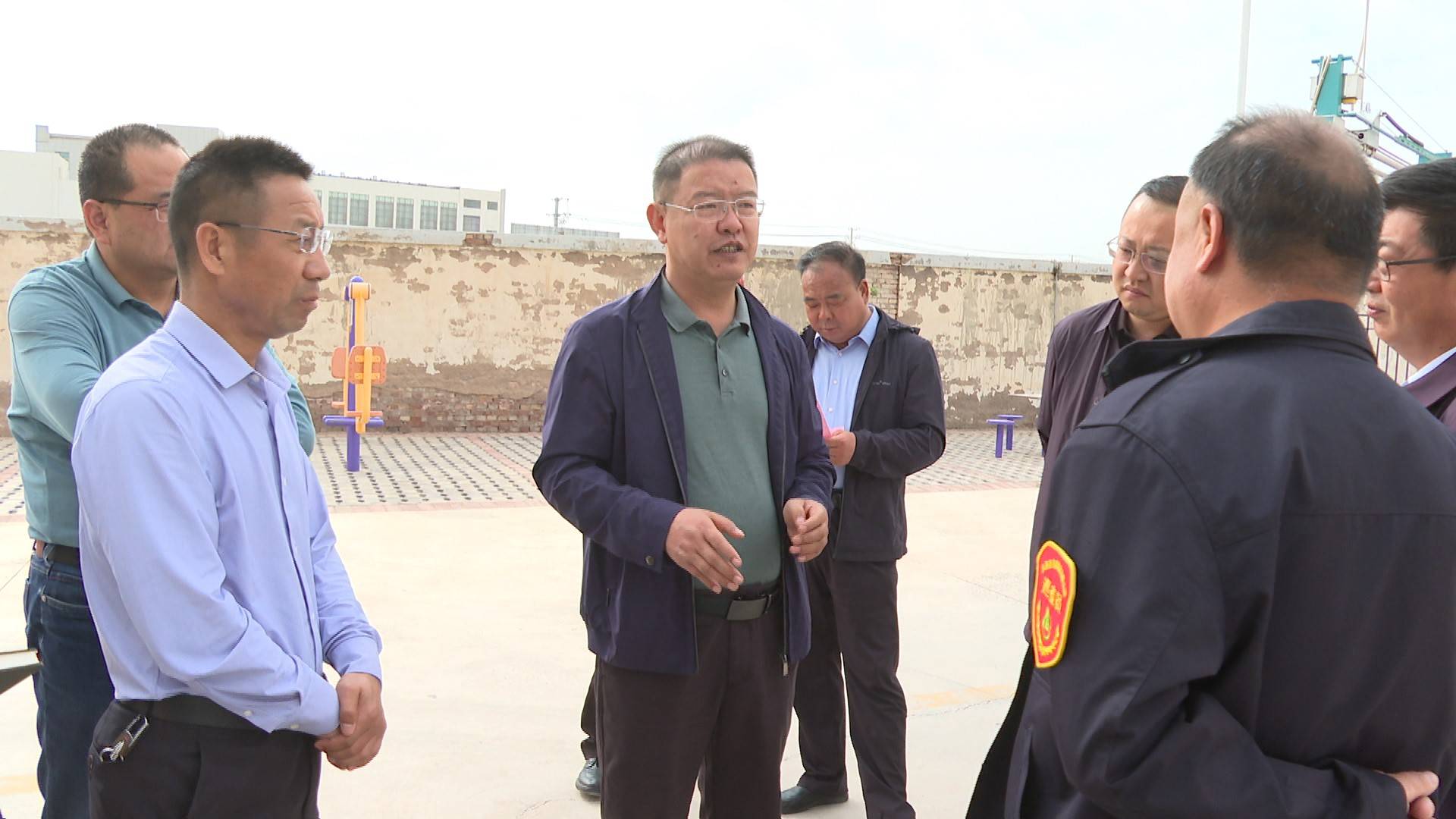 5月27日,县委副书记,县长俞天德在调研督导永昌县国有企业,新建项目